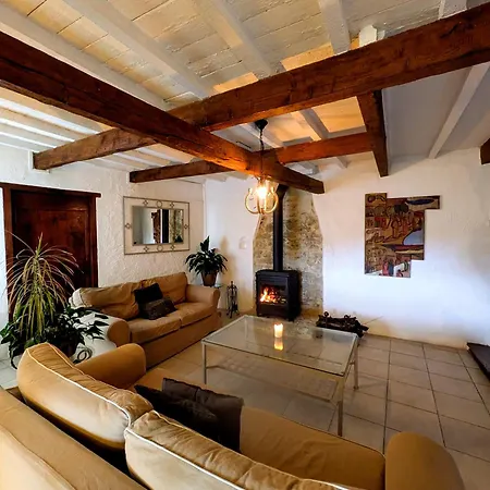 Domaine De Palats Country house *