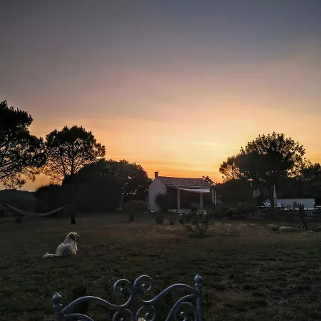 Domaine De Palats 컨트리하우스